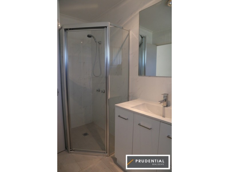 8 Weemala Crescent, Bradbury NSW 2560