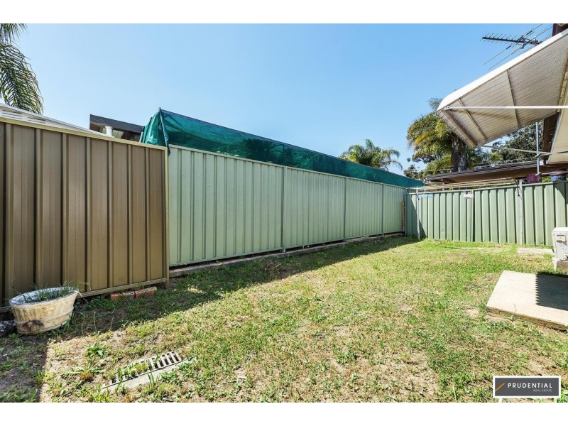 15/6-8 Second Avenue, Macquarie Fields NSW 2564