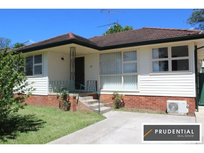 73 Kingsclare Street, Leumeah NSW 2560