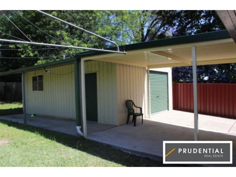 73 Kingsclare Street, Leumeah NSW 2560