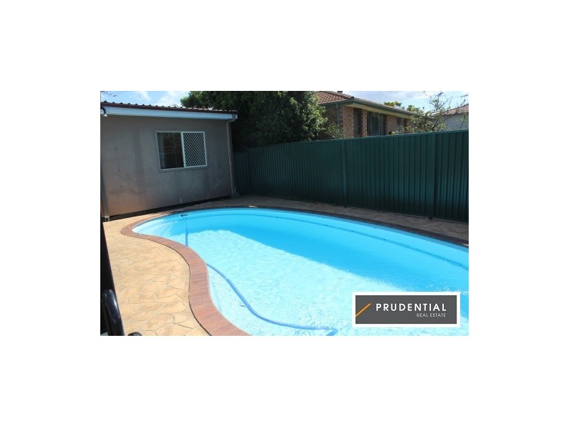 11 Chardonnay Avenue, Eschol Park NSW 2558