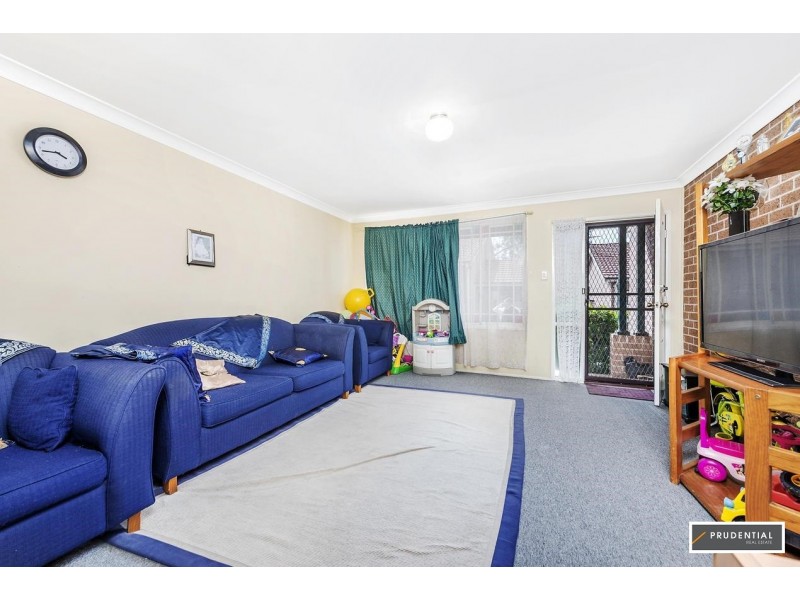 16/34 Kings Road, Ingleburn NSW 2565