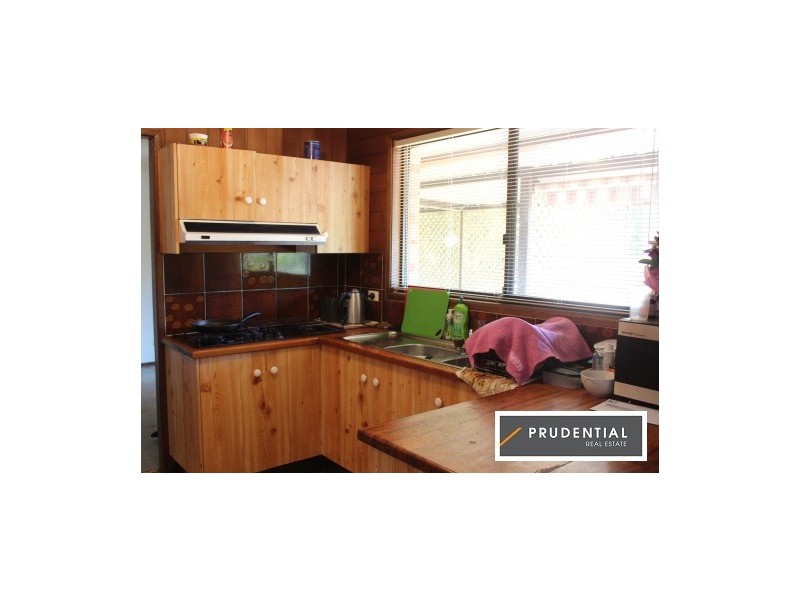 8 Kippara Place, Bradbury NSW 2560