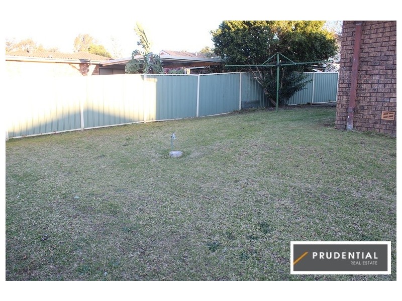 13 Curl Curl Place, Woodbine NSW 2560