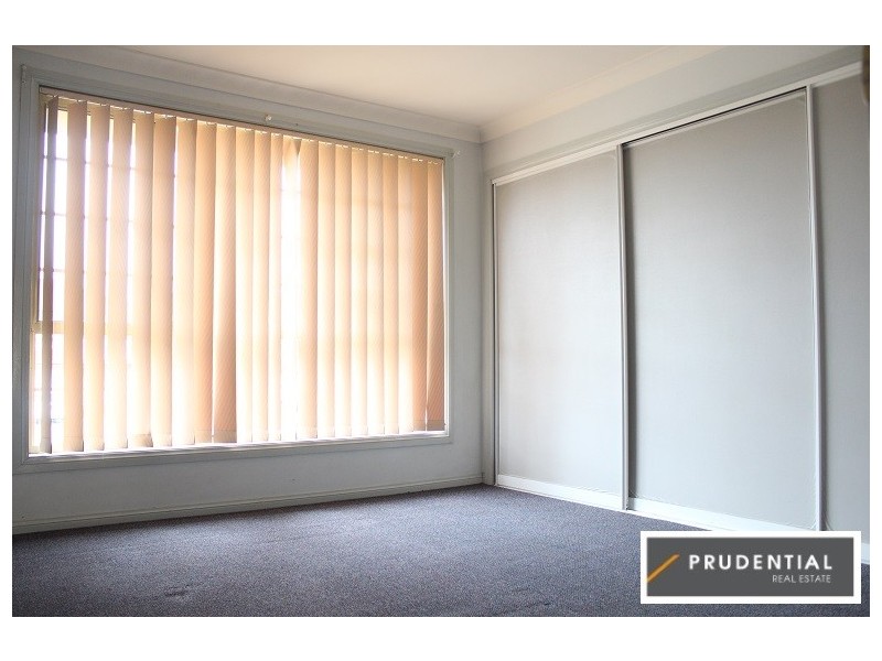 8/5 Wickfield Circuit, Ambarvale NSW 2560