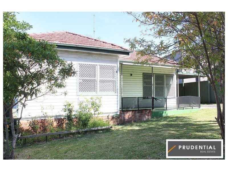 1 Bocking Avenue, Bradbury NSW 2560