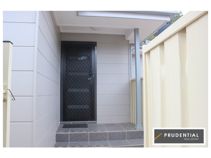 19a Ophelia Street, Rosemeadow NSW 2560