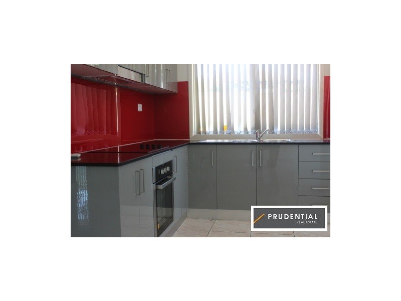 1 Fitzgibbon Lane, Rosemeadow NSW 2560