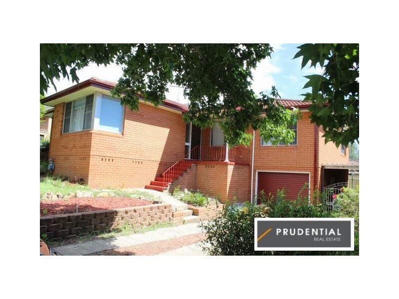 4 Dandar Place, Bradbury NSW 2560