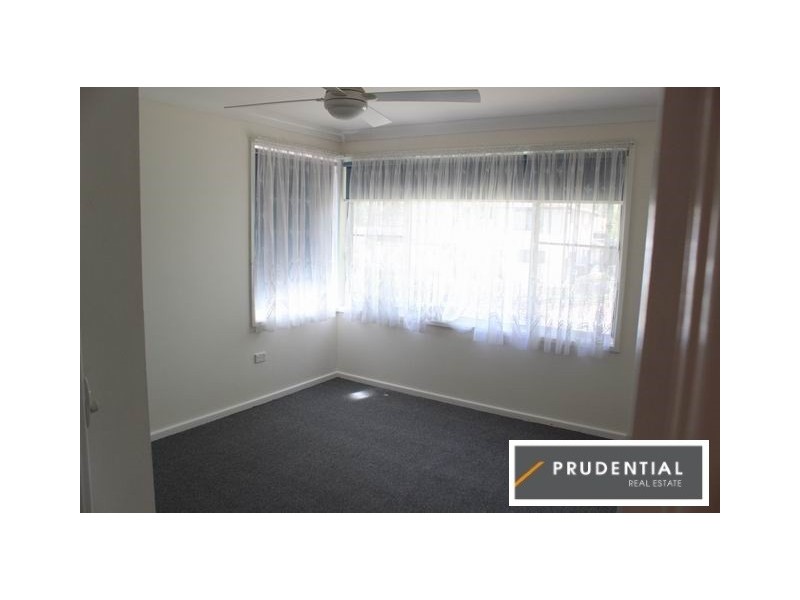 4 Dandar Place, Bradbury NSW 2560