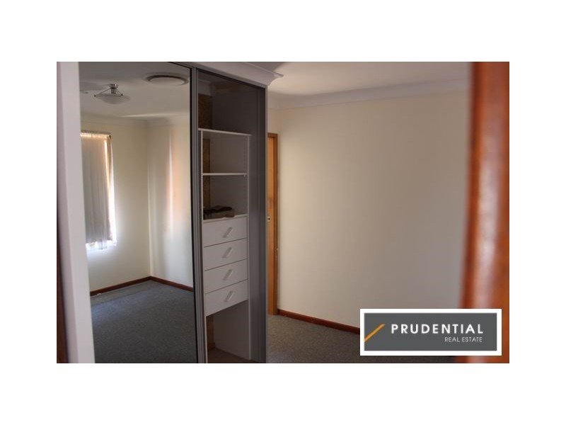 4 Dandar Place, Bradbury NSW 2560