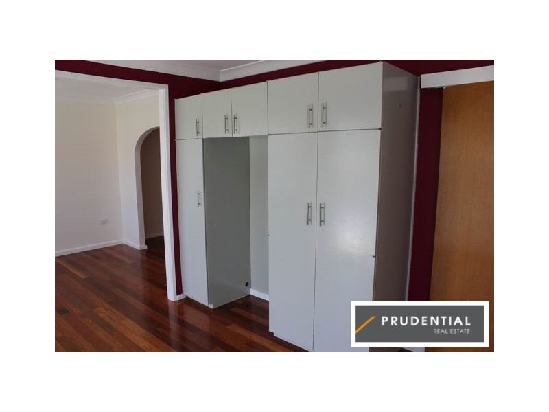 4 Dandar Place, Bradbury NSW 2560