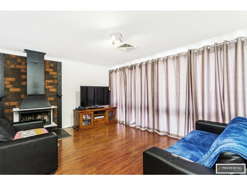 11 Eschol Park Drive, Eschol Park NSW 2558