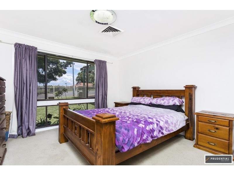 11 Eschol Park Drive, Eschol Park NSW 2558