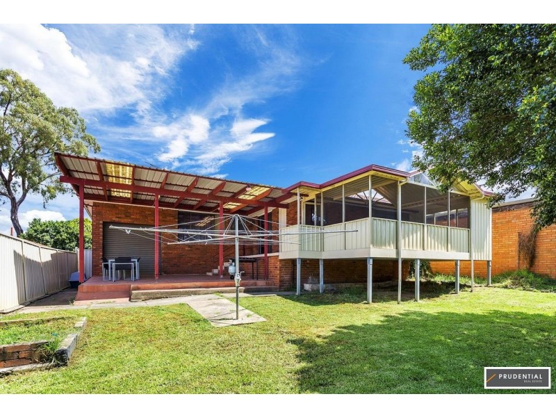 11 Eschol Park Drive, Eschol Park NSW 2558
