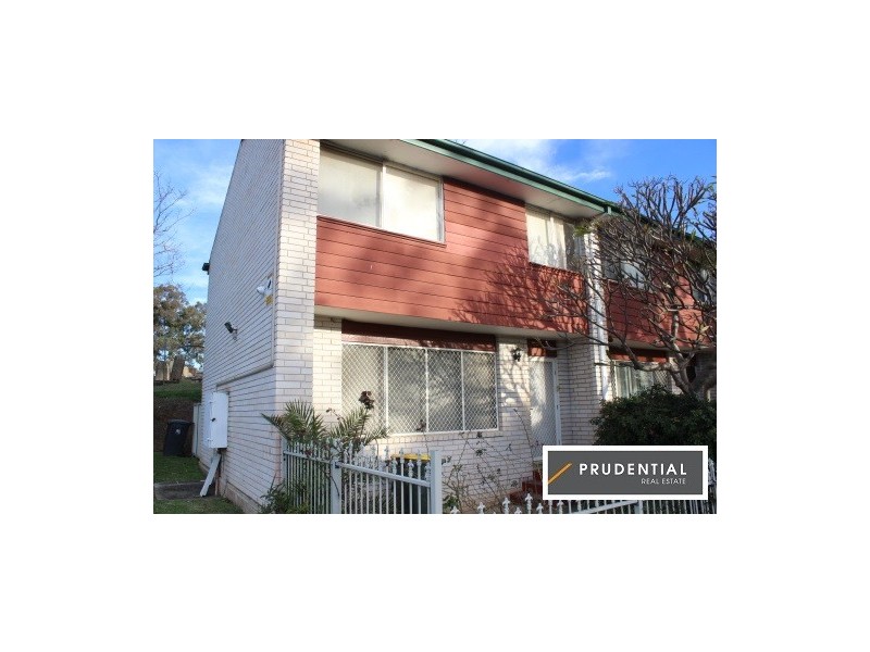 6/28 Innes Street, Campbelltown NSW 2560