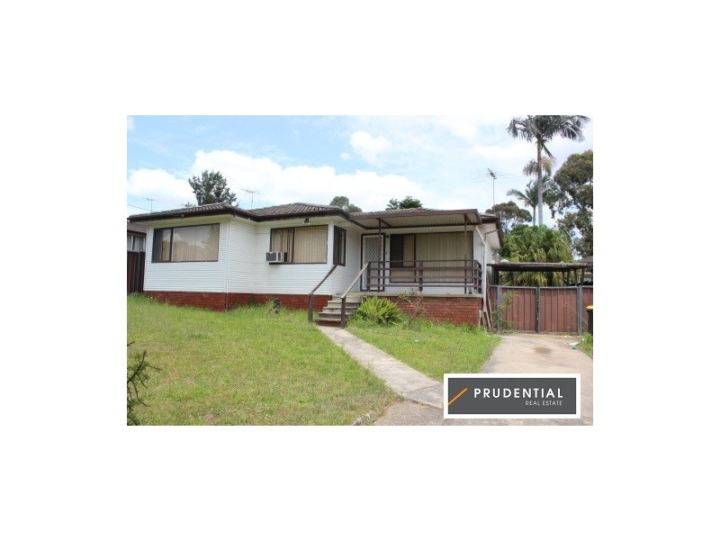 10 Woronora Avenue, Leumeah NSW 2560