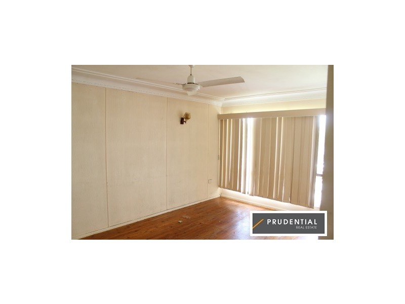 10 Woronora Avenue, Leumeah NSW 2560