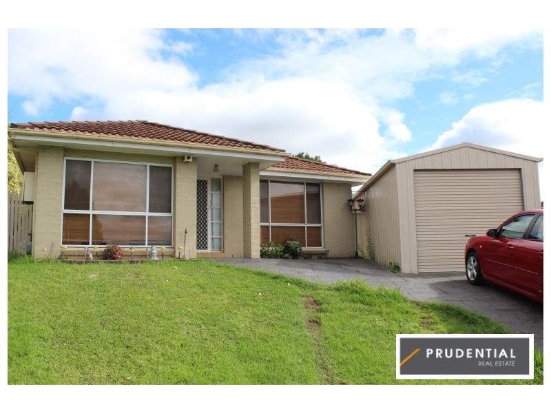 5 Blunt Place, Rosemeadow NSW 2560