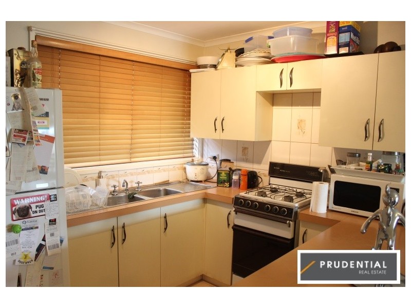 5 Blunt Place, Rosemeadow NSW 2560