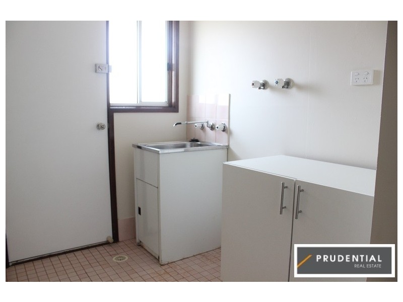 6 Dawkins Place, Ambarvale NSW 2560