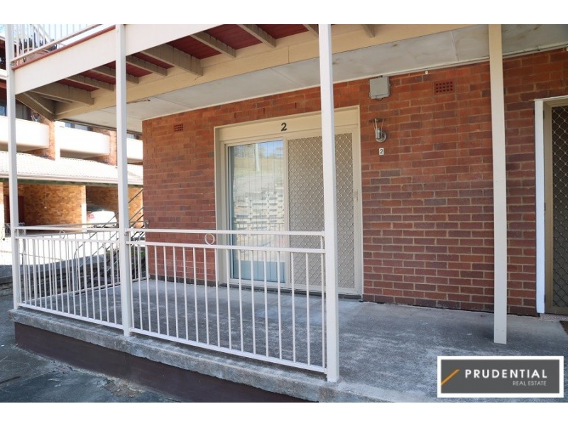 2/47 Sturt Street, Campbelltown NSW 2560