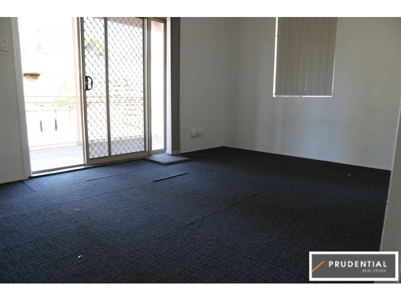 2/47 Sturt Street, Campbelltown NSW 2560