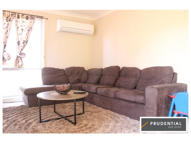 40a Glendower Street, Rosemeadow NSW 2560