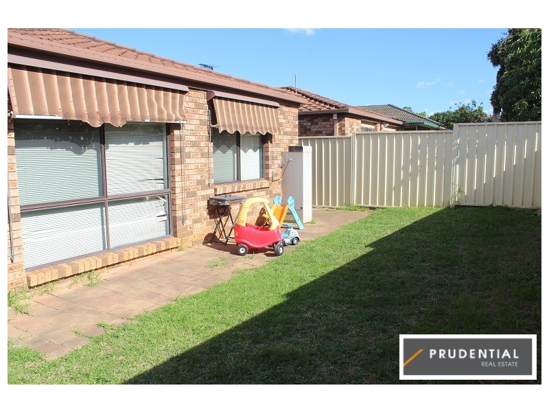 40a Glendower Street, Rosemeadow NSW 2560