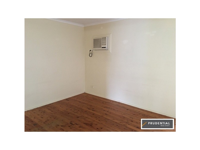 17 Albillo Place, Eschol Park NSW 2558