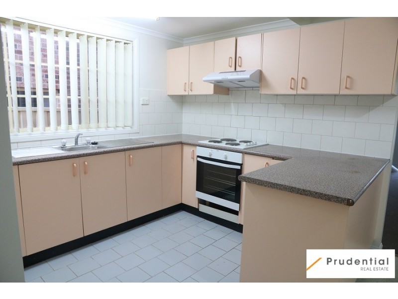 13/5 Wickfield Circuit, Ambarvale NSW 2560