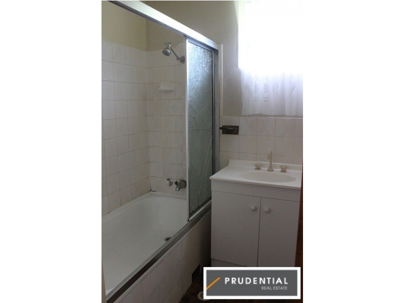 40/30 Burrinjuck Street, Leumeah NSW 2560