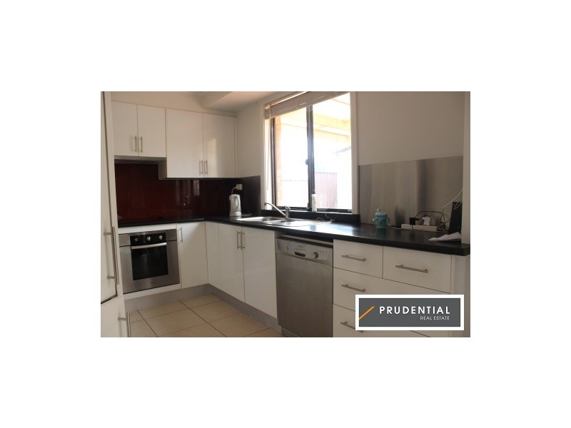 42 Amundsen Street, Leumeah NSW 2560