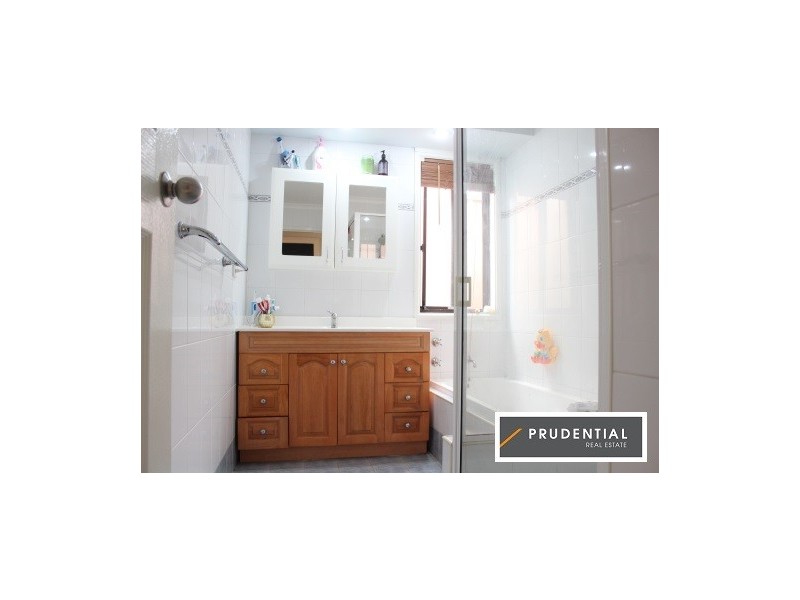 42 Amundsen Street, Leumeah NSW 2560