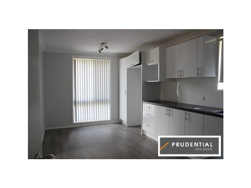 24 Holborn Street, Ambarvale NSW 2560