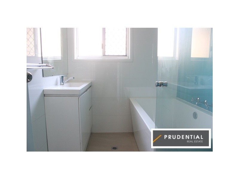 24 Holborn Street, Ambarvale NSW 2560