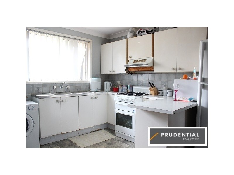 88 Potoroo Avenue, St Helens Park NSW 2560