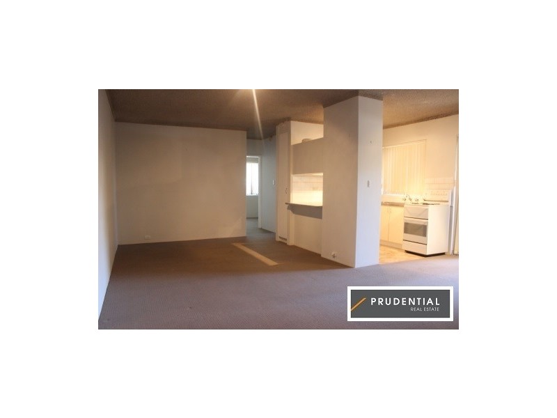 2/17-25 Rudd Road, Leumeah NSW 2560