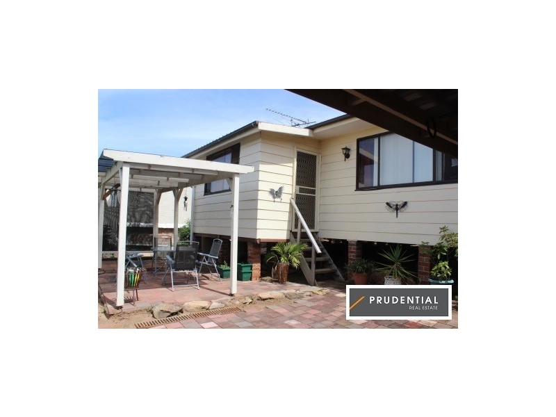 6a Durden Place, Ambarvale NSW 2560