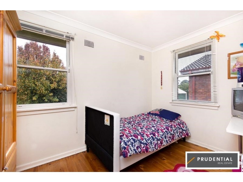 34 Carrington Circuit, Leumeah NSW 2560