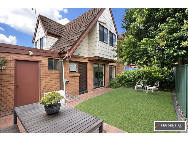 6/43 Rudd Road, Leumeah NSW 2560