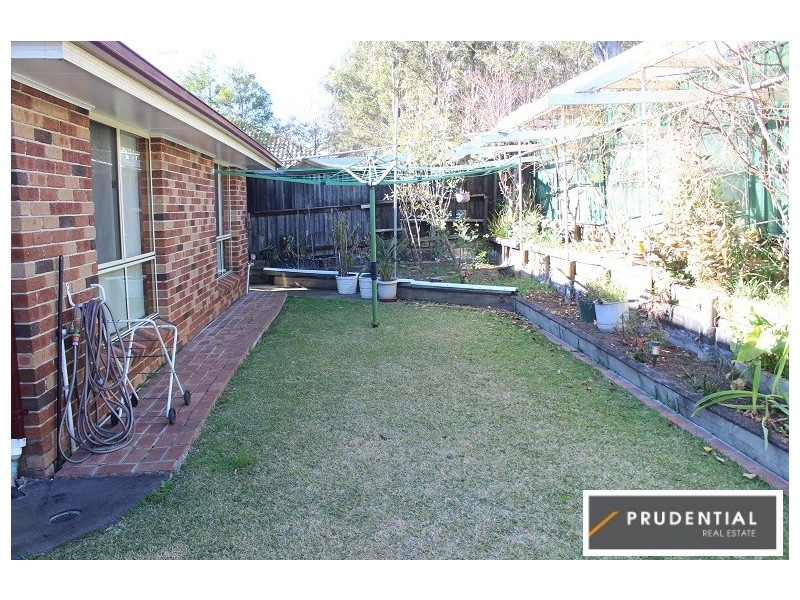 37 Glenfield Drive, Currans Hill NSW 2567