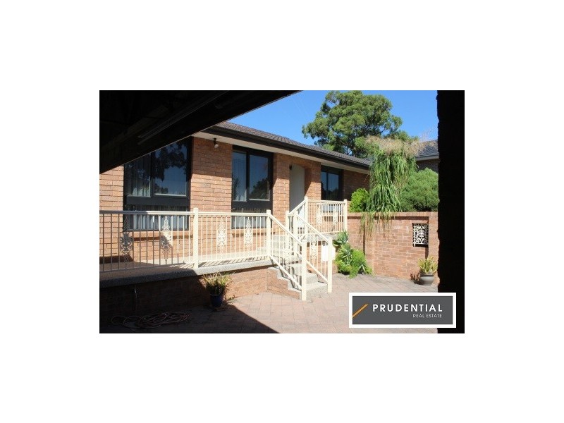 16 Peggotty Avenue, Ambarvale NSW 2560