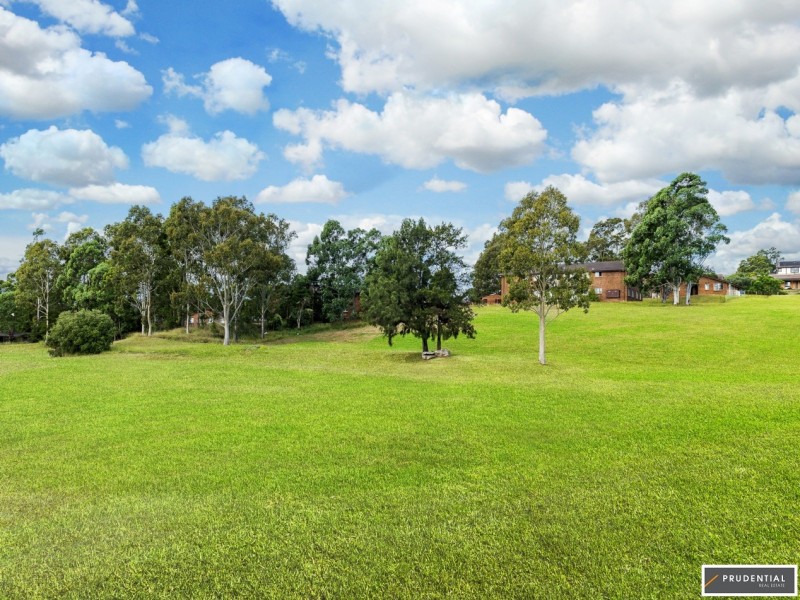 2/56 Woodhouse Drive, Ambarvale NSW 2560