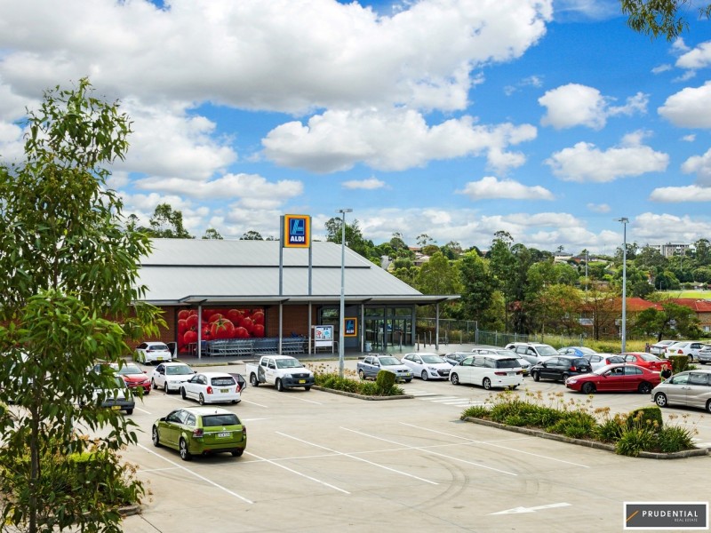 2/56 Woodhouse Drive, Ambarvale NSW 2560