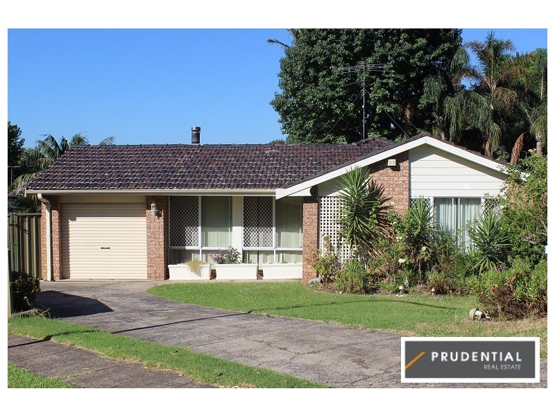 13 Indaal Place, St Andrews NSW 2566