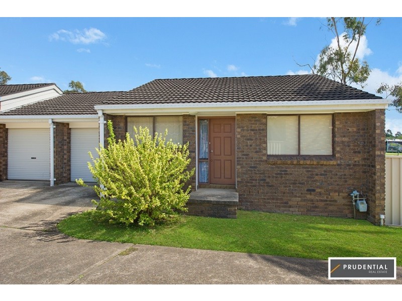 7/16 Bensley Road, Macquarie Fields NSW 2564