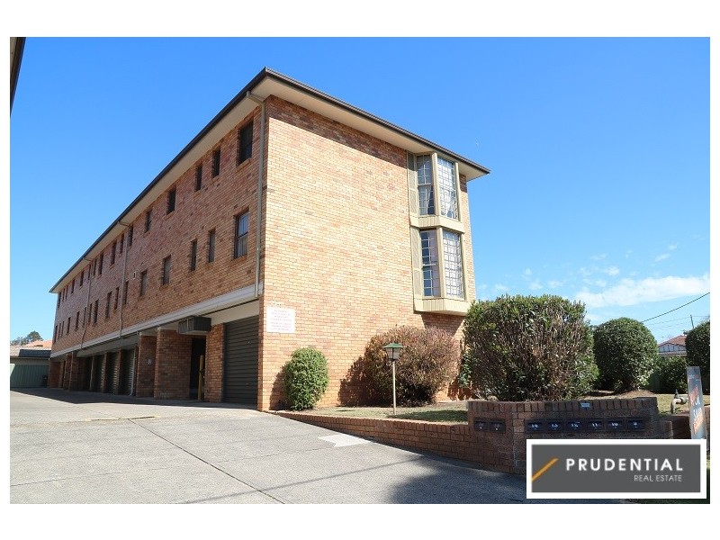 15/192-194 Lindesay Street, Campbelltown NSW 2560