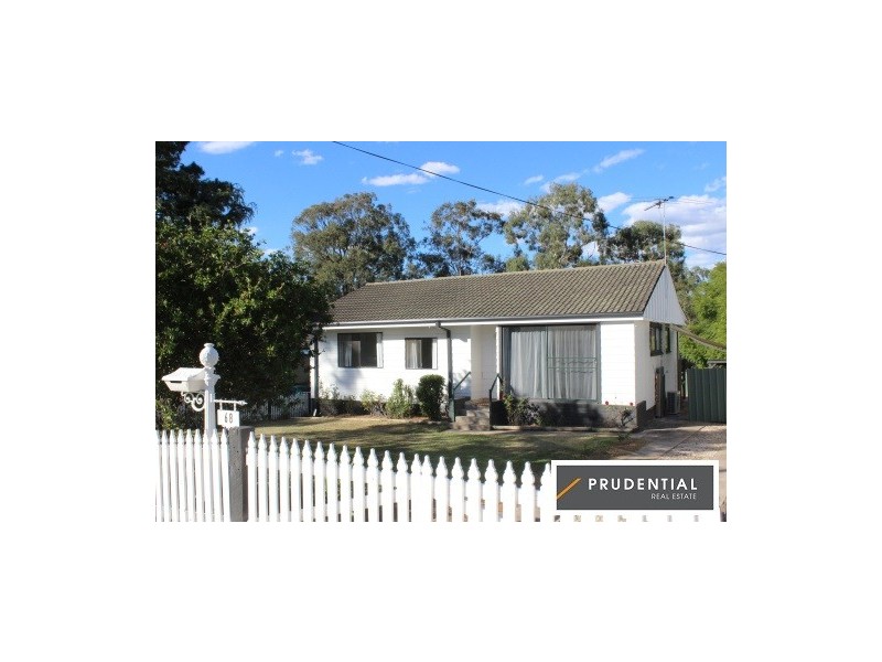 68 Carrington Circuit, Leumeah NSW 2560