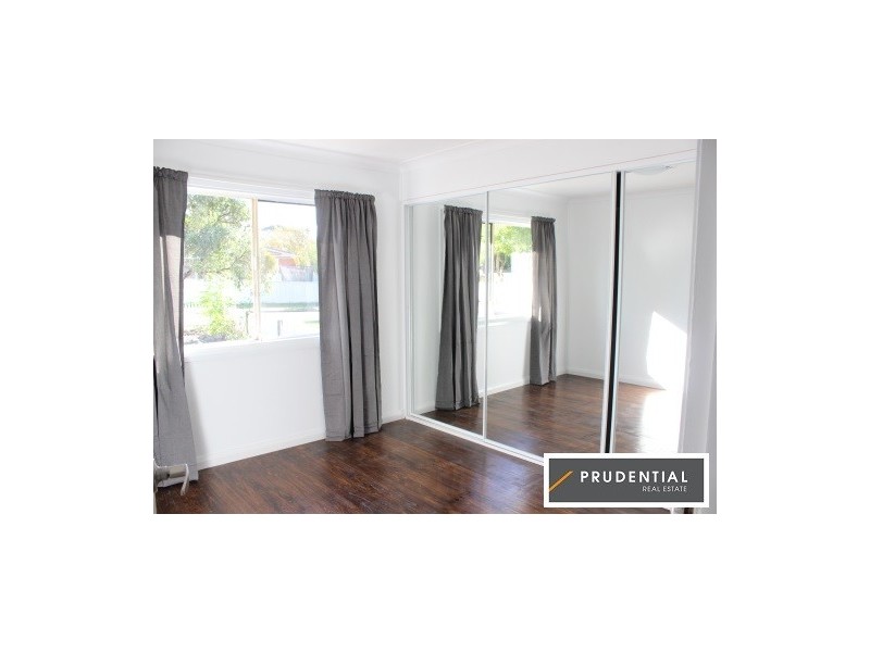 68 Carrington Circuit, Leumeah NSW 2560